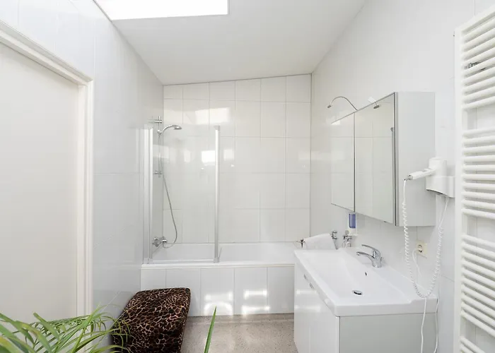 B&B Bij De Amstel Bed & Breakfast *